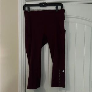 Lululemon cropped 25” leggings